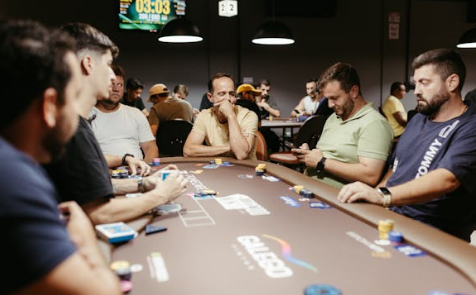 What Are the Major Texas Hold’em Tournaments?